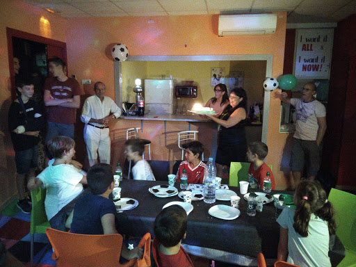 Calutxo - Lloguer De Sales Per A Festes