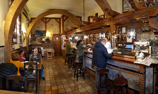 Meson Los Arcos C.b.