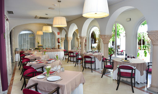 Restaurante El Claustro