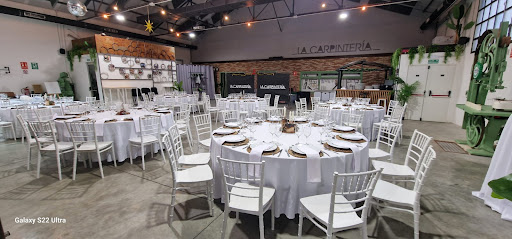 Salon La Carpinteria